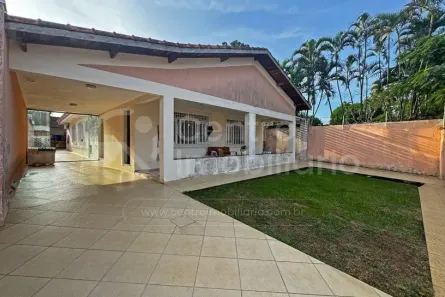 Casa com 5 Quartos à venda, 237m² no Centro, Peruíbe