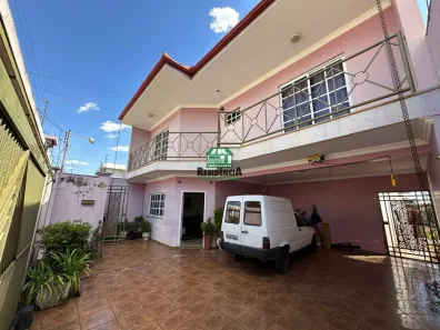 Casa com 4 Quartos à venda, 400m² no Vila Santa Terezinha, Anápolis