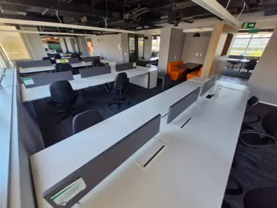 Sala Comercial para alugar, 700m² no Barra da Tijuca, Rio de Janeiro