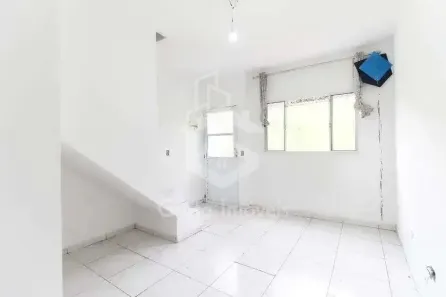 Casa de Condomínio com 2 Quartos à venda, 42m² no Parada XV de Novembro, São Paulo