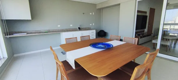 Apartamento com 3 Quartos para alugar, 138m² no Pitangueiras, Guarujá