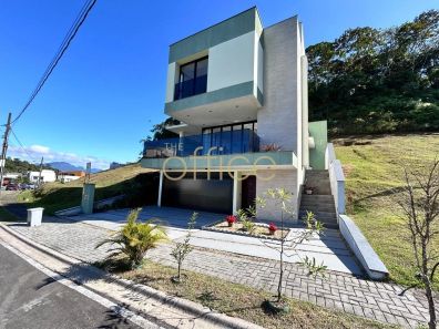 Casa de Condomínio com 3 Quartos à venda, 300m² no Vila Nova, Joinville