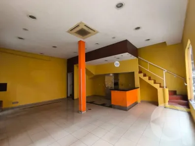 Ponto Comercial para alugar, 128m² no Condomínio Centro Comercial Alphaville, Barueri