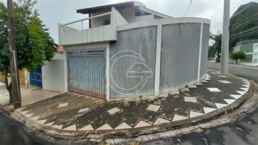 Casa com 3 Quartos à venda, 125m² no Centro, Marília