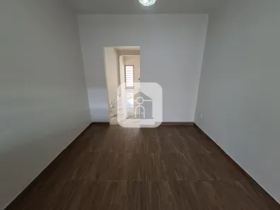 Casa com 5 Quartos para alugar, 203m² no Pacaembu, Uberlândia