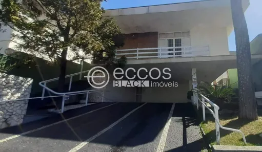 Casa com 6 Quartos à venda, 531m² no Tabajaras, Uberlândia