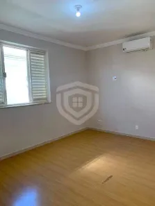 Casa com 4 Quartos para alugar, 323m² no Jardim Dona Sarah, Bauru