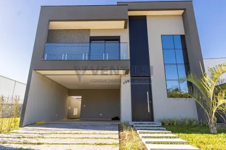 Sobrado com 3 Quartos à venda, 224m² no Aviação, São José dos Pinhais