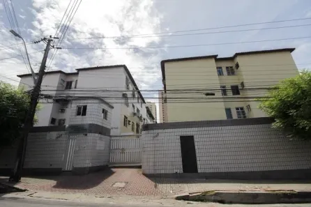 Apartamento com 2 Quartos para alugar, 58m² no Benfica, Fortaleza