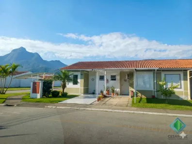 Casa de Condomínio com 2 Quartos à venda, 41m² no Bela Vista, Palhoça