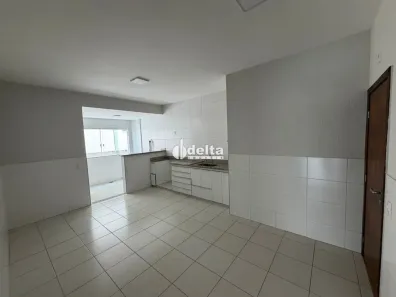 Apartamento com 2 Quartos para alugar, 118m² no Patrimônio, Uberlândia