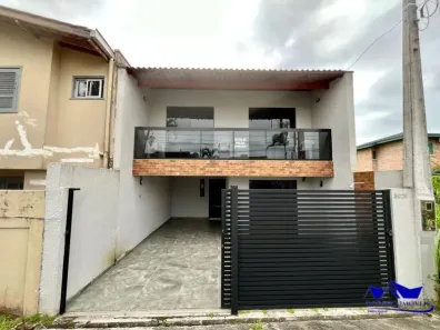 Sobrado com 3 Quartos à venda, 141m² no Beijatuba, Guaratuba