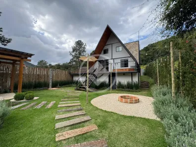 Casa de Condomínio com 3 Quartos à venda, 140m² no Posse, Teresópolis
