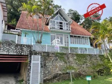 Casa de Condomínio com 3 Quartos à venda, 700m² no Badu, Niterói