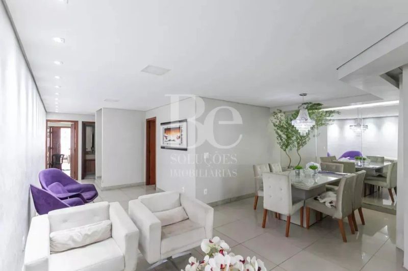Casa com 4 quartos — Santa Amélia, Belo Horizonte