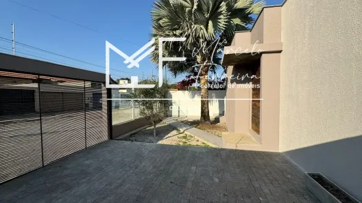 Casa com 4 Quartos à venda, 200m² no Centro, Florestal
