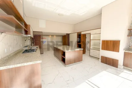 Casa com 5 Quartos à venda, 256m² no Coqueiral, Cascavel