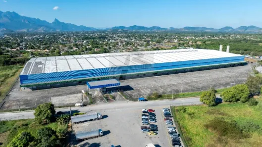 Galpão/Depósito/Armazém para alugar, 1281m² no Parque Paulista, Duque de Caxias