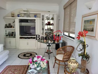 Apartamento com 3 Quartos à venda, 105m² no Lagoa, Rio de Janeiro