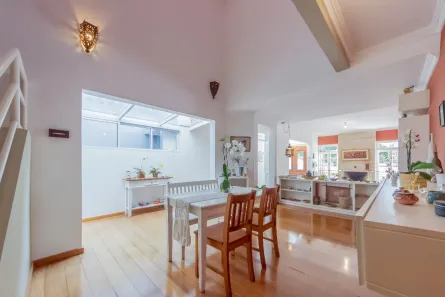 Casa com 3 Quartos à venda, 223m² no Jardim Londrina, São Paulo