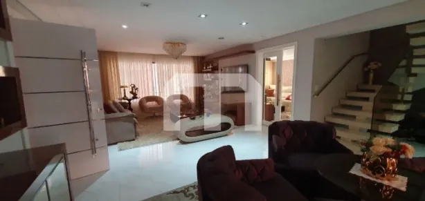 Sobrado com 4 Quartos à venda, 290m² no Vila Carrão, São Paulo