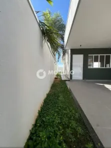 Casa com 2 Quartos à venda, 100m² no Cidade Jardim, Uberlândia