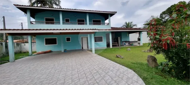 Sobrado com 3 Quartos à venda, 240m² no Massaguaçu, Caraguatatuba