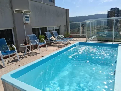 Apartamento com 3 Quartos para alugar, 235m² no Enseada, Guarujá