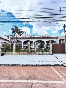 Casa com 4 Quartos à venda, 260m² no Uvaranas, Ponta Grossa