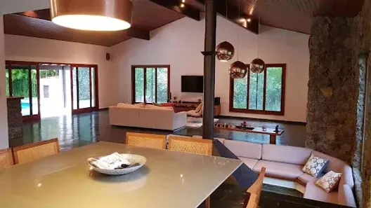 Casa de Condomínio com 4 Quartos à venda, 410m² no Piratininga, Niterói