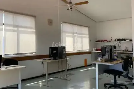 Sala Comercial para alugar, 112m² no Azenha, Porto Alegre