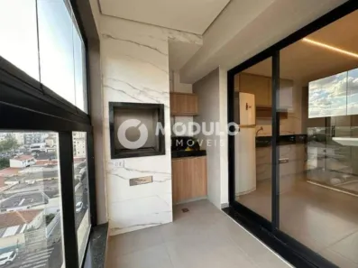 Apartamento com 3 Quartos para alugar, 112m² no Bom Jesus, Uberlândia