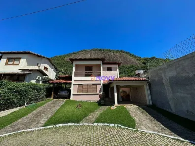 Casa de Condomínio com 4 Quartos à venda, 324m² no Badu, Niterói