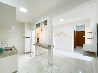 Sobrado com 3 Quartos à venda, 80m² no Manoel Valinhas, Divinópolis