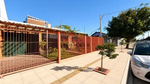 Sobrado com 3 Quartos à venda, 336m² no Rio Branco, Canoas