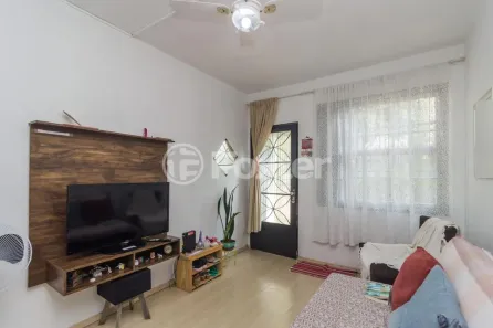 Casa com 2 Quartos à venda, 72m² no Jardim Sabará, Porto Alegre