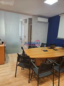 Sala Comercial à venda, 28m² no Centro, Jacareí