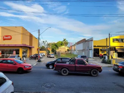 para alugar, 560m² no Vila São Geraldo, Taubaté