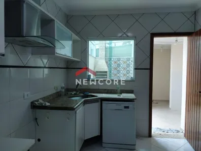 Casa de Condomínio com 3 Quartos à venda, 180m² no Vila Scarpelli, Santo André