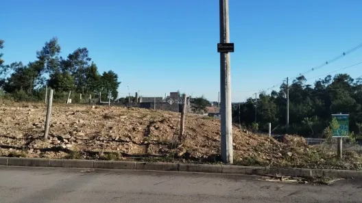Lote/Terreno à venda, 334m² no Diamantino, Caxias do Sul