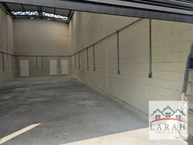 Galpão/Depósito/Armazém para alugar, 140m² no Rio Pequeno, São Paulo