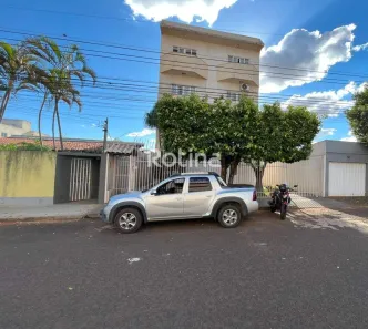 Apartamento com 3 Quartos para alugar, 92m² no Santa Mônica, Uberlândia