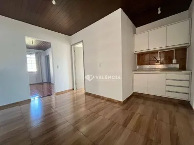 Apartamento com 2 Quartos para alugar, 53m² no Universitário, Cascavel