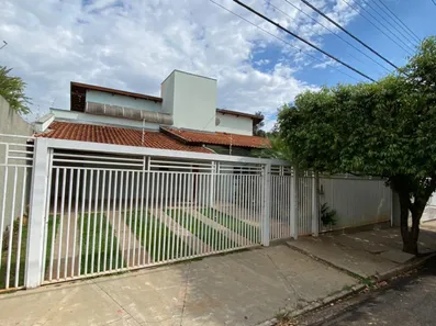Casa com 4 Quartos à venda, 330m² no Jardim Tarraf, São José do Rio Preto