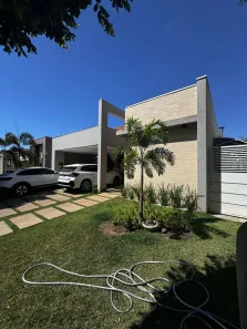 Casa com 3 Quartos à venda, 300m² no Condomínio Belvedere, Cuiabá