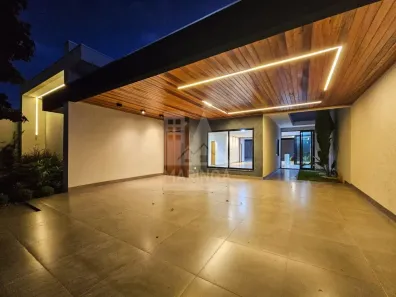 Casa com 3 Quartos à venda, 207m² no Parque Avenida, Maringá