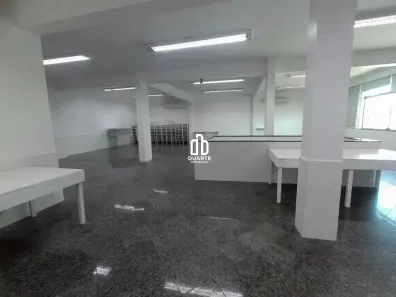 Ponto Comercial para alugar, 652m² no Vila Mathias, Santos