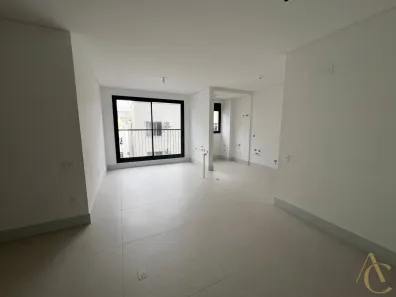 Apartamento com 2 Quartos à venda, 76m² no Canto, Florianópolis