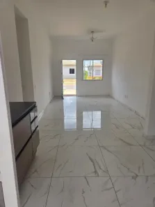 Casa com 3 Quartos para alugar, 75m² no Petrópolis, Várzea Grande