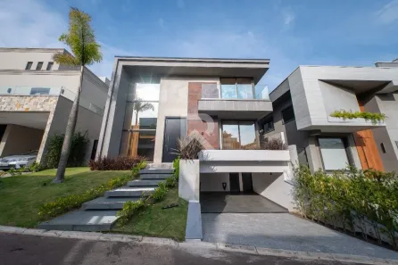 Casa com 4 Quartos à venda, 356m² no Campo Comprido, Curitiba